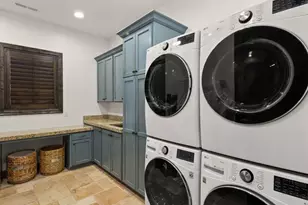 749 S 990 W, Hurricane, UT 84737 - Photo 32