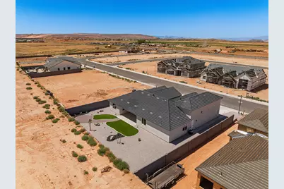 1717 S 3630 W, Hurricane, UT 84737 - Photo 34