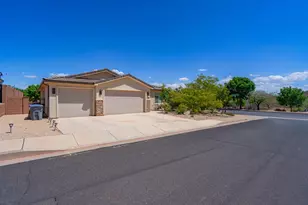 1804 Rimview Dr, Washington, UT 84780 - Photo 12