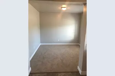 68 W Chester Field Dr, Washington, UT 84780 - Photo 2