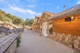 4035 E Harmony Ridge Ct, New Harmony, UT 84757 - Photo 28