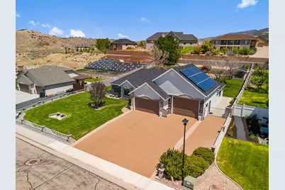 5192 Juniper Ridge Rd, Enoch, UT 84721 - Photo 2