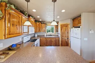 1402 N Aspen Dr, Brian Head, UT 84719 - Photo 6
