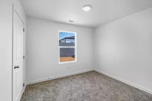 2231 S Wolverine Way, Washington, UT 84780 - Photo 12