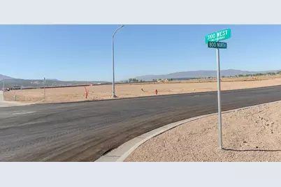 3305 W 800 N, Cedar City, UT 84721 - Photo 2