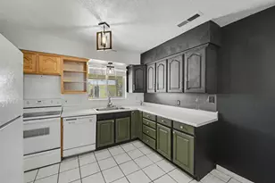 62 N 200 E St, Enterprise, UT 84725 - Photo 6