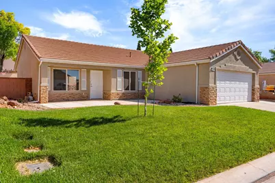 651 E 460 S, Ivins, UT 84738 - Photo 2