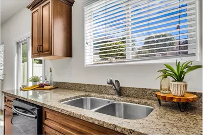 1287 Shadow Point Dr #14, Saint George, UT 84770 - Photo 12