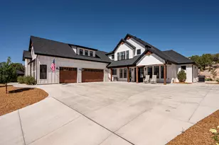 2928 W Rock Ridge Circle, Cedar City, UT 84720 - Photo 2