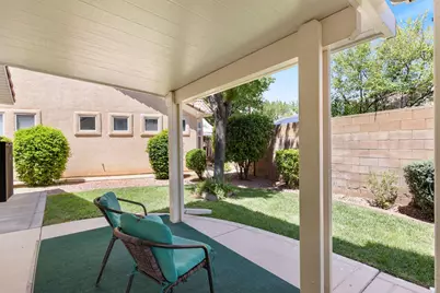 780 W Lobo Ln, Washington, UT 84780 - Photo 28