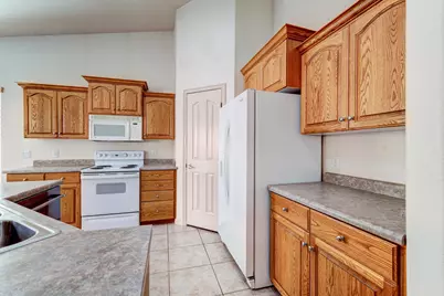1630 E 2450 South St #240, Saint George, UT 84790 - Photo 16