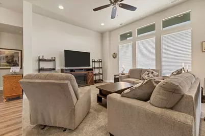 3215 S Sandstone Dr, Hurricane, UT 84737 - Photo 8