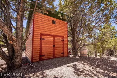 4655 N Kosherm Way, Alton, UT 84710 - Photo 34