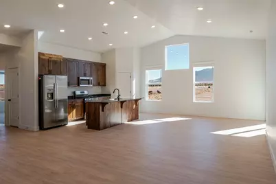 3035 W Ekko View Loop, Cedar City, UT 84721 - Photo 10