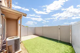 1000 E Blf Vw Dr, Washington, UT 84780 - Photo 36