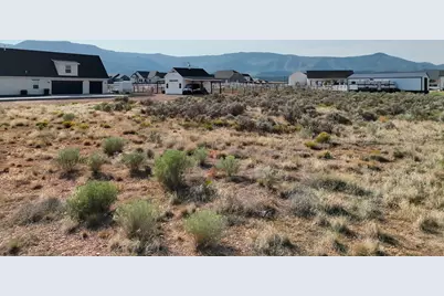 4431 W 1725 S, Cedar City, UT 84720 - Photo 2