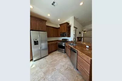 2445 W Cresent Heights Dr, Cedar City, UT 84720 - Photo 16