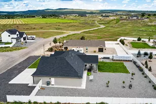 659 N Creekview Dr, Panguitch, UT 84759 - Photo 4