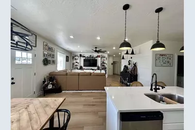 231 S 400 E, Enterprise, UT 84725 - Photo 10