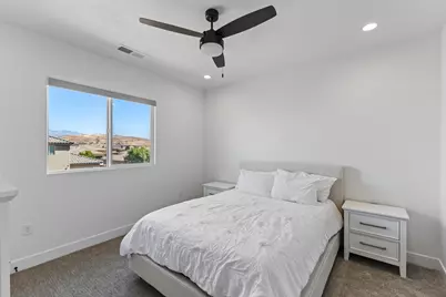 1067 E 4155 S, Washington, UT 84780 - Photo 42