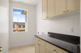 991 N Manen St, Washington, UT 84780 - Photo 58