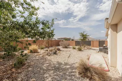 3332 E Livia Dr, Saint George, UT 84790 - Photo 32