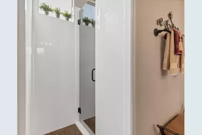1560 W Bonita Bay Cir, Saint George, UT 84790 - Photo 34