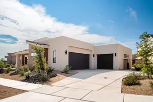 899 W Bronze Plateau Dr, Saint George, UT 84790 - Photo 30