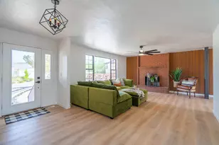 1002 E Crooked Creek Dr, Washington, UT 84780 - Photo 6