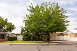 19 W 600 S, Saint George, UT 84770 - Photo 2