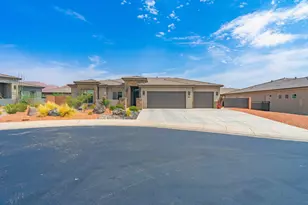 544 W Fitness Way, Ivins, UT 84738 - Photo 4