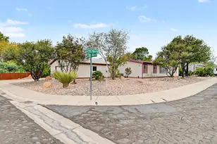 395 W Pear Ln, La Verkin, UT 84745 - Photo 4