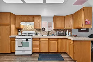 1574 N Dixie Downs Rd, Saint George, UT 84770 - Photo 20