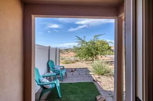 1000 E Blf Vw Dr, Washington, UT 84780 - Photo 30