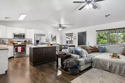 2218 Arrowhead Trail, Santa Clara, UT 84765 - Photo 4