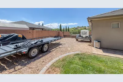 1223 S Arches St, Toquerville, UT 84774 - Photo 4