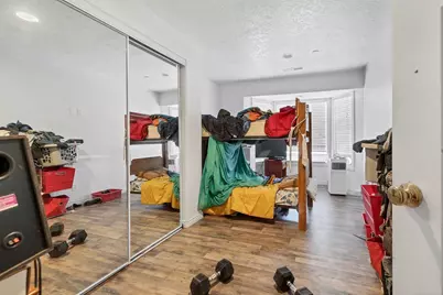 780 N Lauritzen, Hildale, UT 84784 - Photo 10