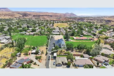 339 N 400 W, La Verkin, UT 84745 - Photo 6