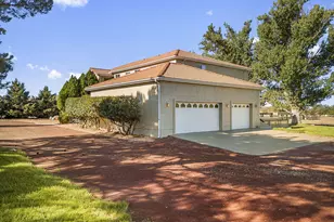 1217 N Horsemans Pk Dr, Dammeron Valley, UT 84783 - Photo 4