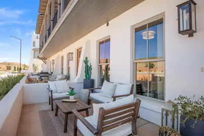 718 W Vista Sur Ln #17, Saint George, UT 84790 - Photo 4