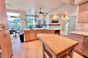 8 Basalt Cir, Santa Clara, UT 84765 - Photo 10