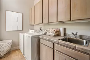 8 Basalt Cir, Santa Clara, UT 84765 - Photo 32
