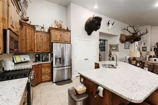 426 N Sage Grouse Dr, Washington, UT 84780 - Photo 10