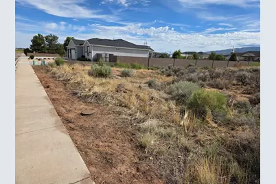 873 S 4300 W #4, Cedar City, UT 84720 - Photo 8
