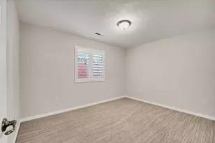 351 S Valley View Dr, Saint George, UT 84770 - Photo 32