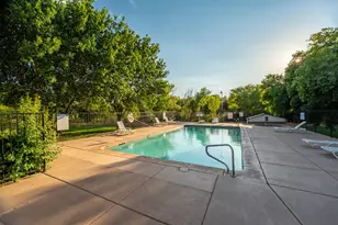 351 S Valley View Dr, Saint George, UT 84770 - Photo 4