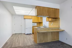 142 E 500 S, Saint George, UT 84770 - Photo 4