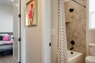 16 N Tabletop St, Washington, UT 84780 - Photo 18