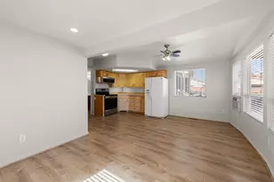 1150 W Red Hills Pkwy, Washington, UT 84780 - Photo 6