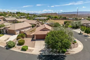 562 N West Ledge Parkway E, Washington, UT 84780 - Photo 48
